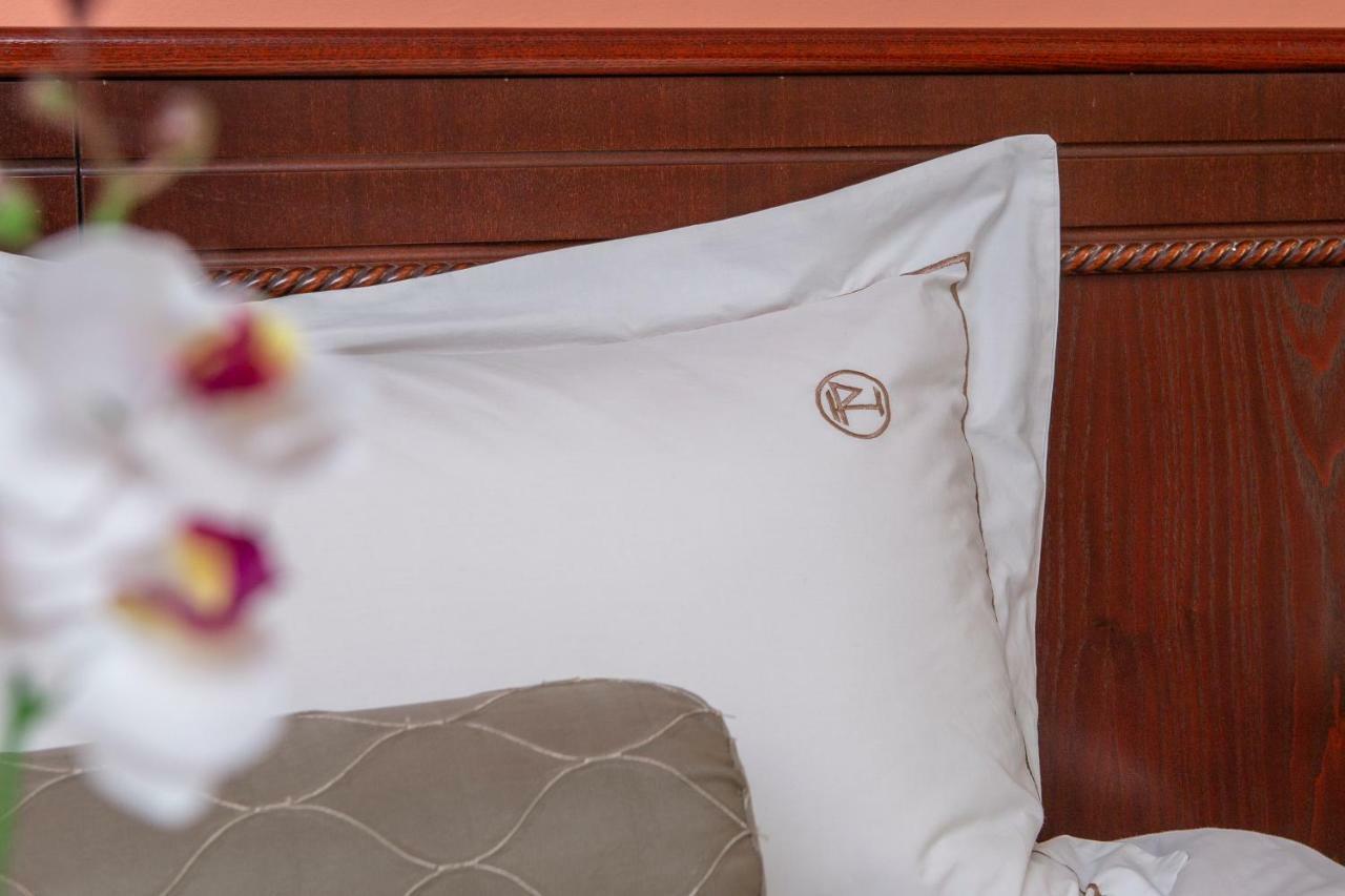 Hotel Pella 지아니트사 외부 사진