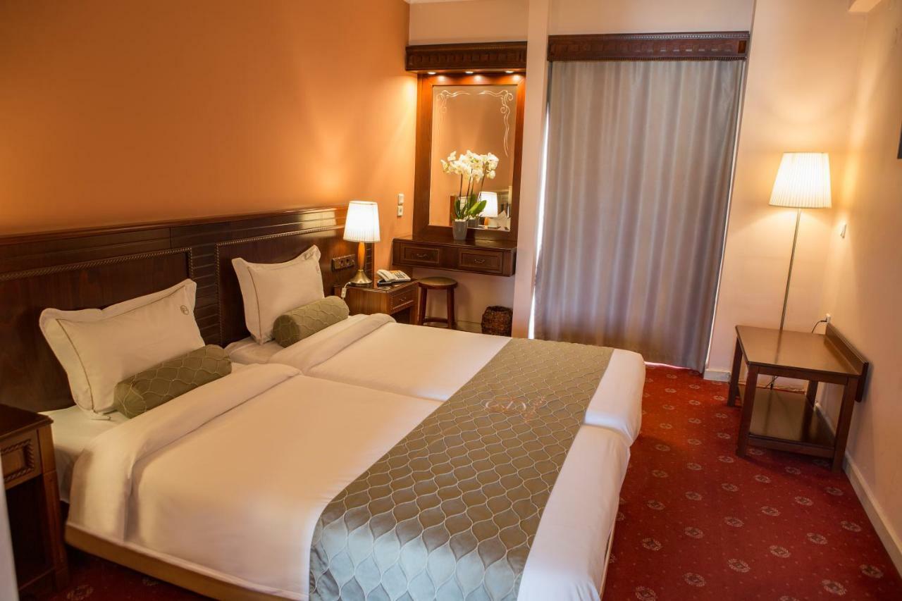 Hotel Pella 지아니트사 외부 사진